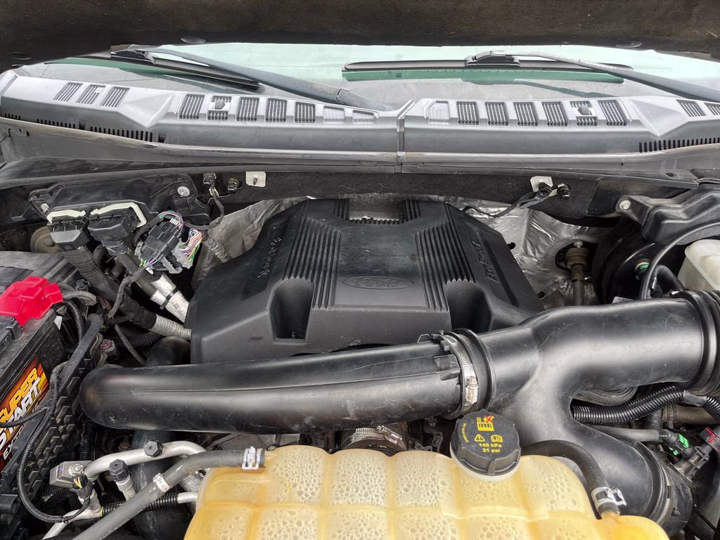 2018 Shadow Black Ford F-150 XLT 4X4 Truck