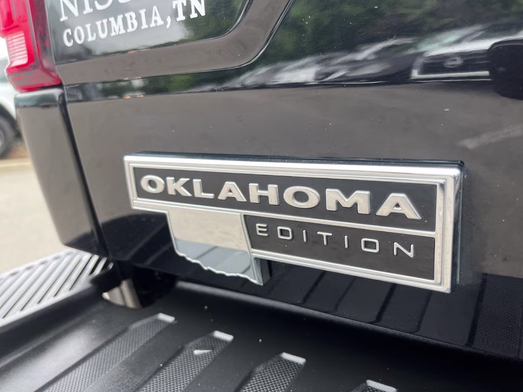 2018 Shadow Black Ford F-150 XLT 4X4 Truck