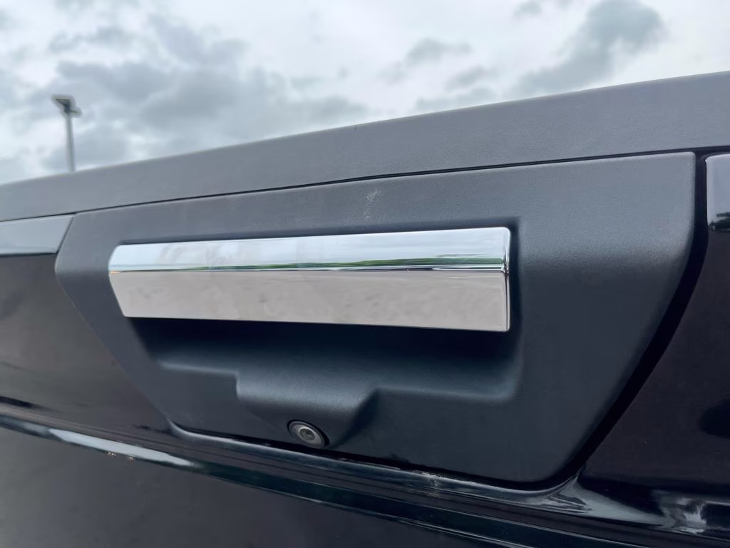2018 Shadow Black Ford F-150 XLT 4X4 Truck