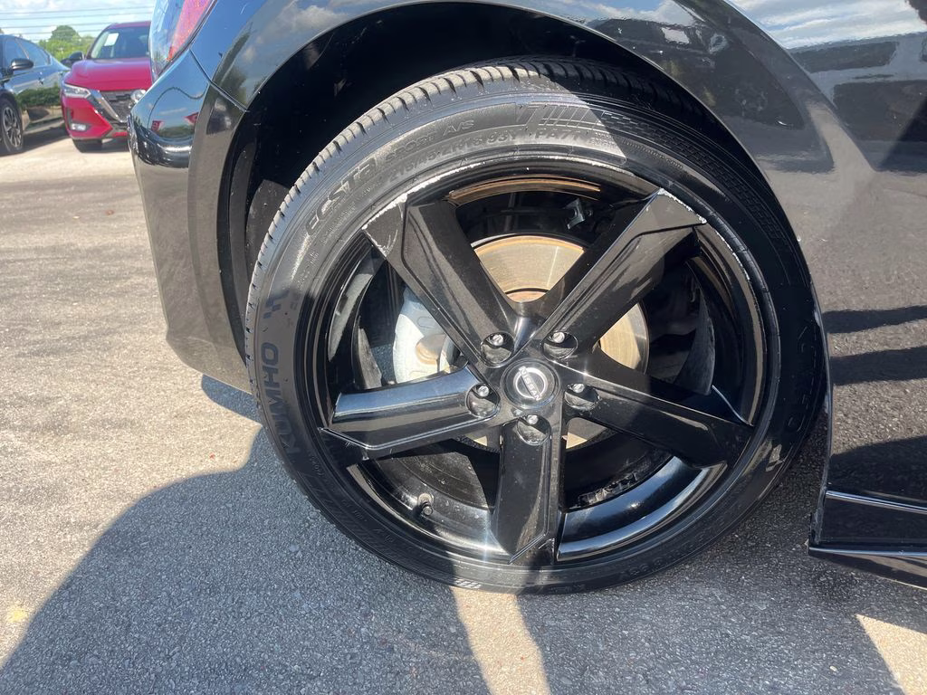 2024 Super Black Nissan Sentra SR FWD Sedan