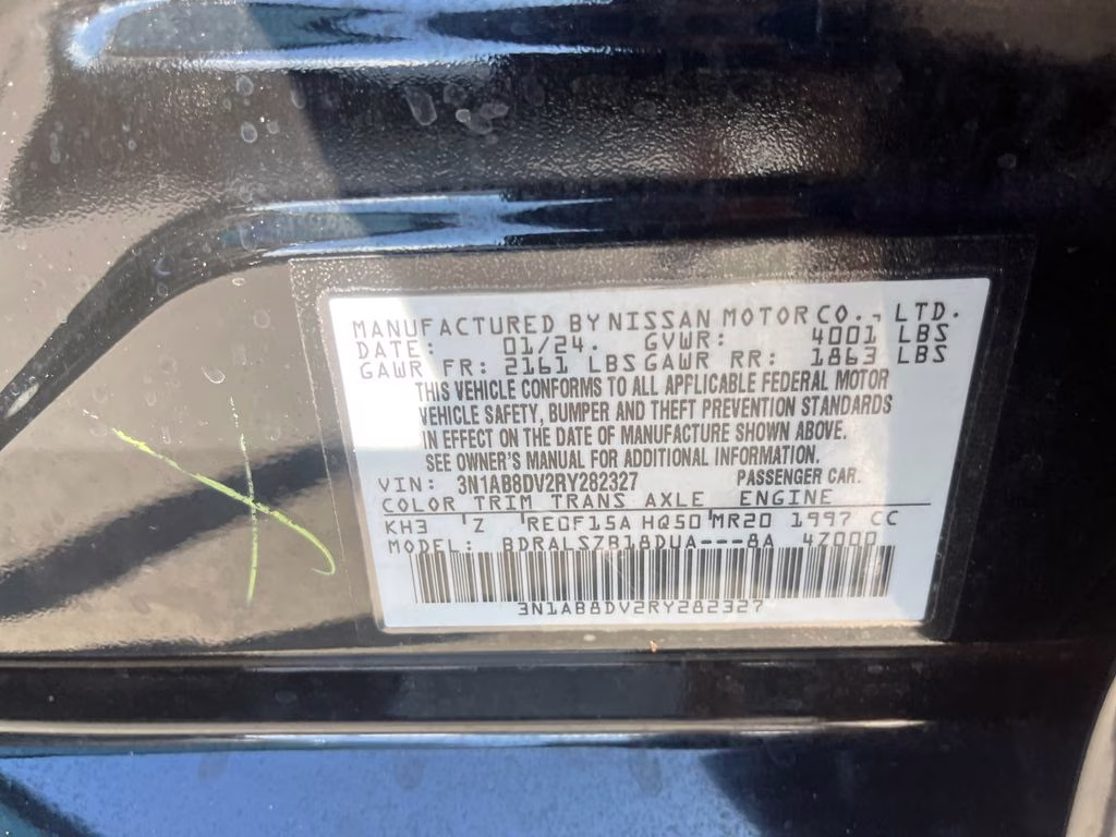 2024 Super Black Nissan Sentra SR FWD Sedan