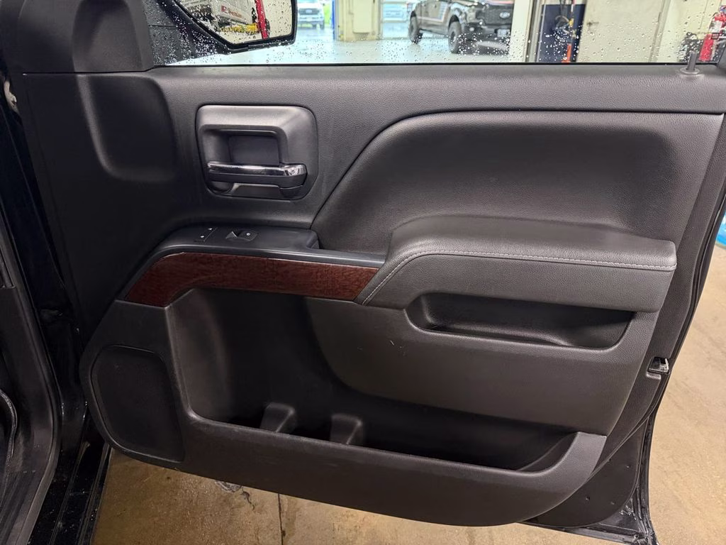 2016 Onyx Black GMC Sierra 1500 SLE Preferred Equpt w/Convenience & Value Pkgs 4X4 Truck
