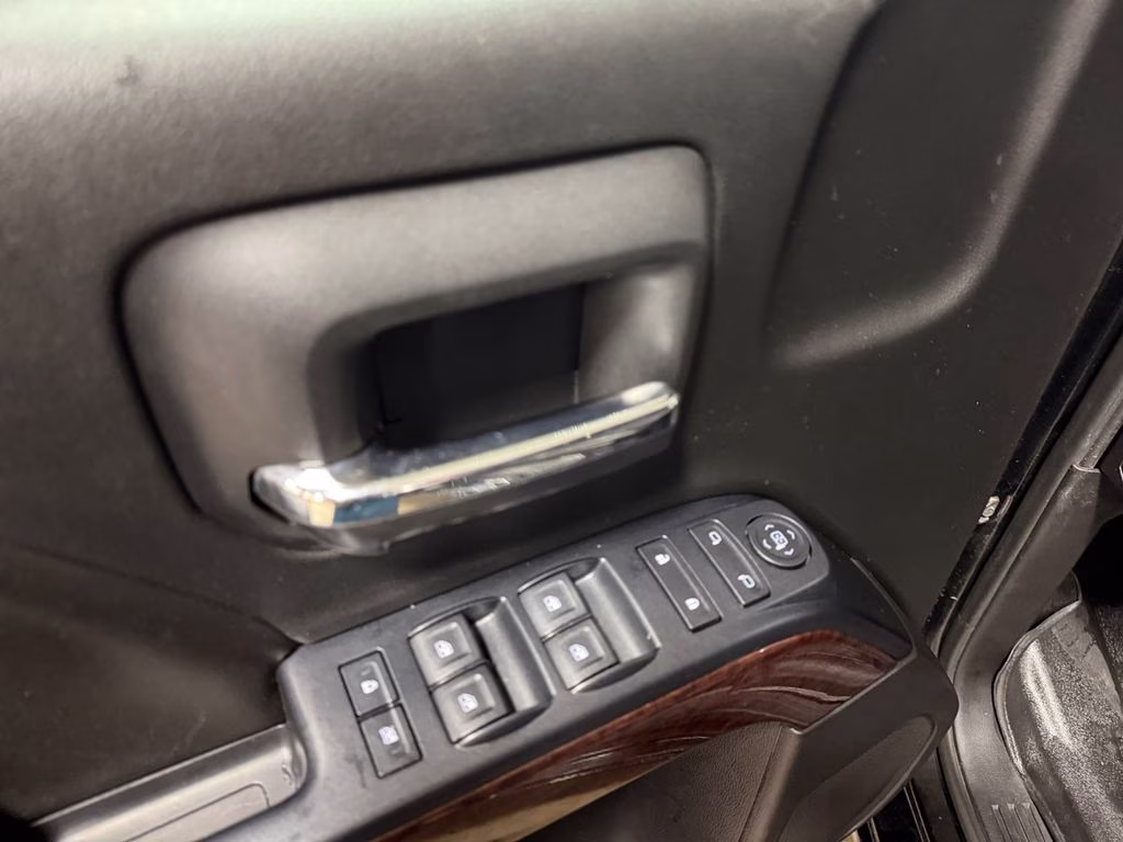 2016 Onyx Black GMC Sierra 1500 SLE Preferred Equpt w/Convenience & Value Pkgs 4X4 Truck