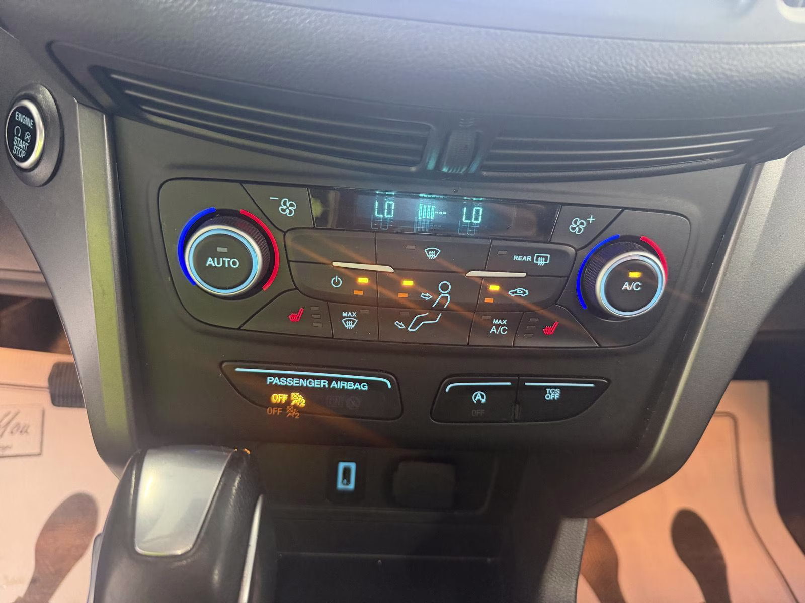 2019 Lightning Blue Metallic Ford Escape SEL 4X4 SUV