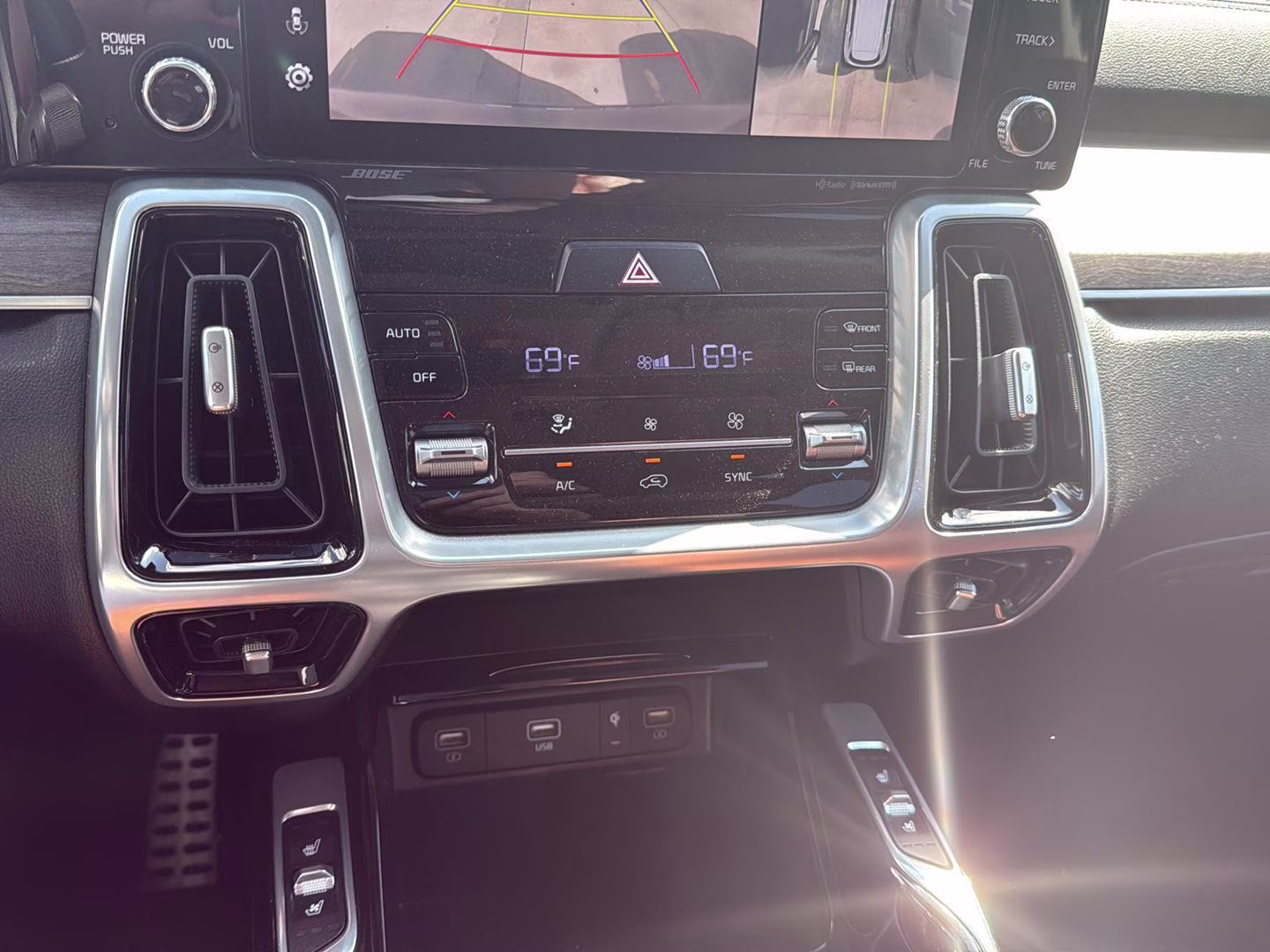 2022 ARUBA GREEN Kia Sorento SUV AWD