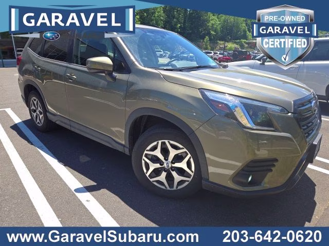 2024 Autumn Green Metallic Subaru Forester Premium AWD SUV
