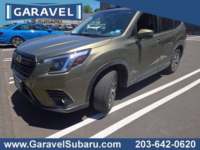 2024 Autumn Green Metallic Subaru Forester Premium AWD SUV