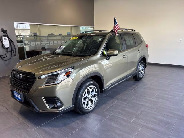 2024 Autumn Green Metallic Subaru Forester Premium AWD SUV