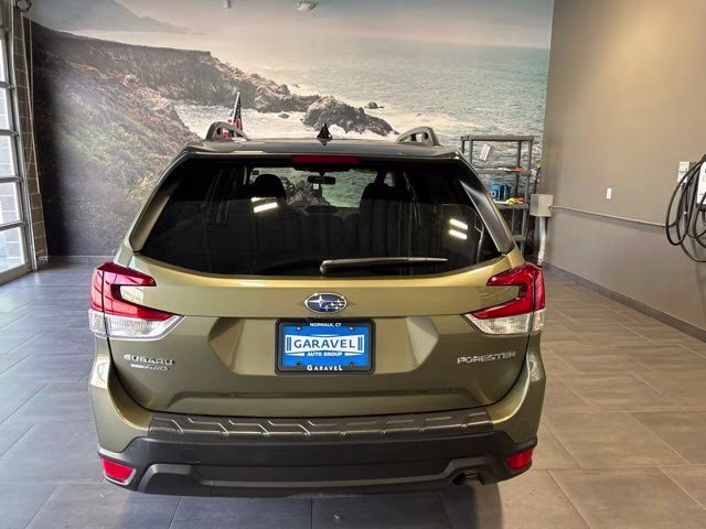 2024 Autumn Green Metallic Subaru Forester Premium AWD SUV