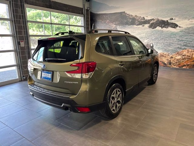 2024 Autumn Green Metallic Subaru Forester Premium AWD SUV