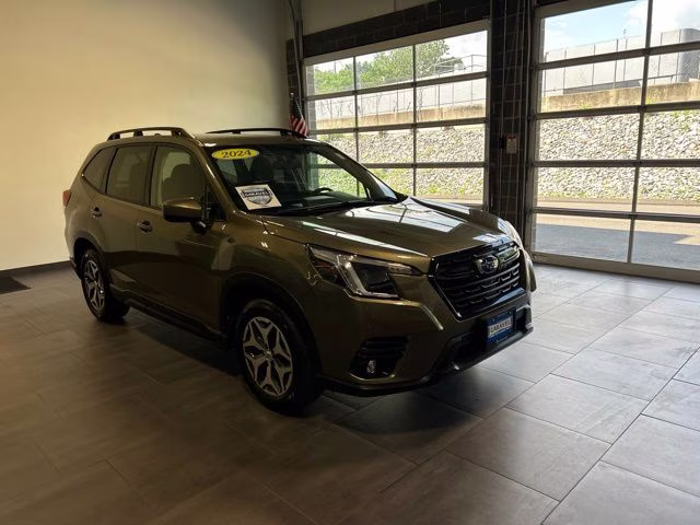 2024 Autumn Green Metallic Subaru Forester Premium AWD SUV
