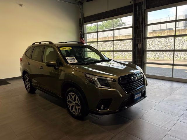 2024 Autumn Green Metallic Subaru Forester Premium AWD SUV