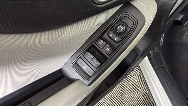 2023 Crystal White Pearl Subaru Forester Premium AWD SUV