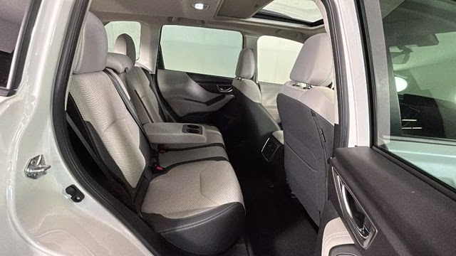 2023 Crystal White Pearl Subaru Forester Premium AWD SUV