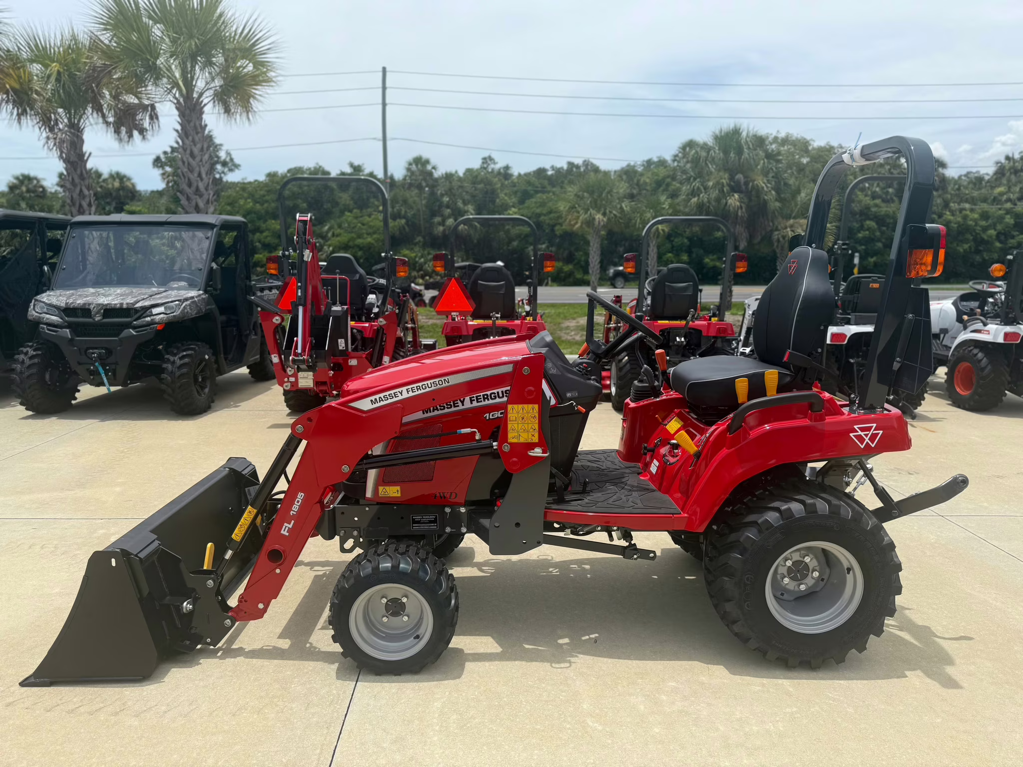 2025 - Massey Ferguson MF GC1700 Series 1GC.23 HST Ag Equipment