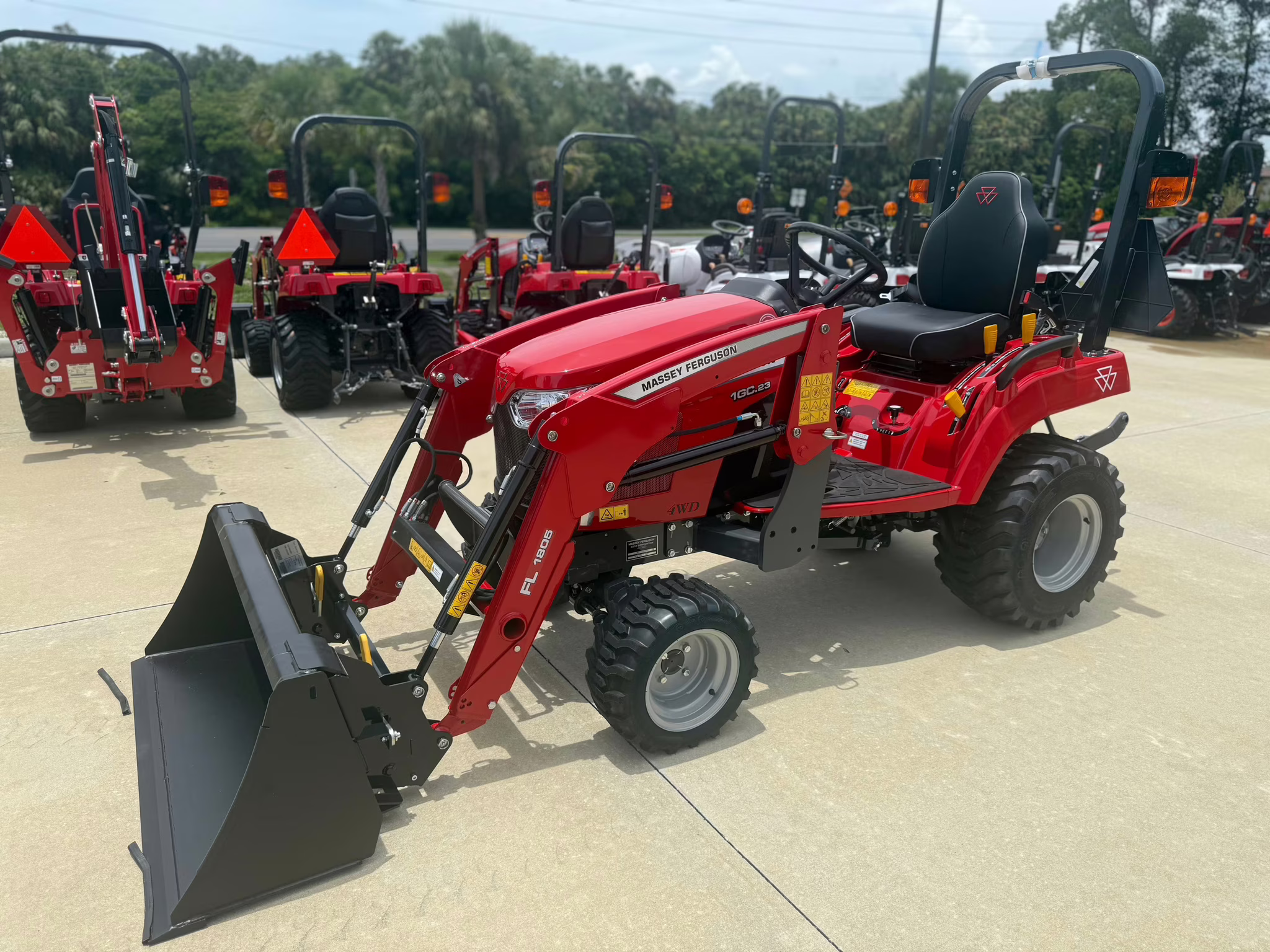 2025 - Massey Ferguson MF GC1700 Series 1GC.23 HST Ag Equipment