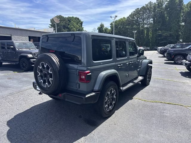 2024 Anvil Clear Coat Jeep Wrangler Sahara 4X4 Convertible