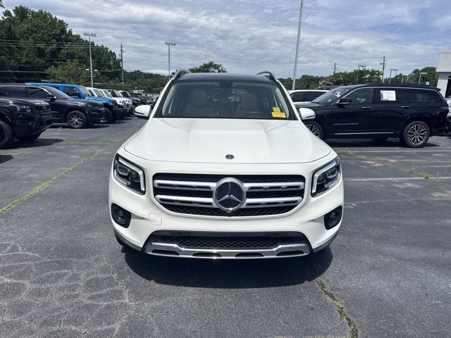 2022 White Mercedes-Benz GLB GLB 250 AWD SUV
