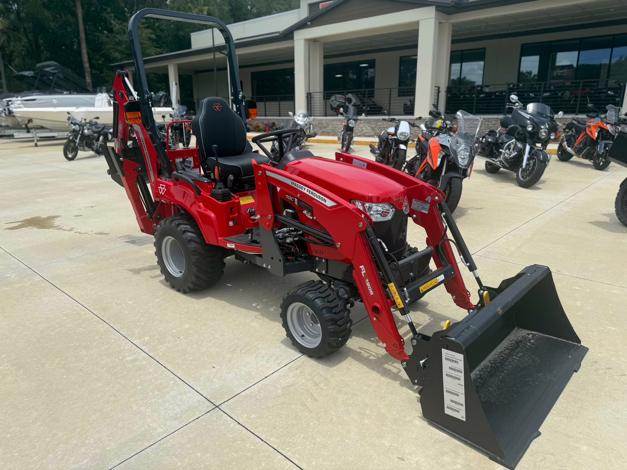 2025 - Massey Ferguson MF 1GC Series 1GC.23B HST 4WD Ag Equipment