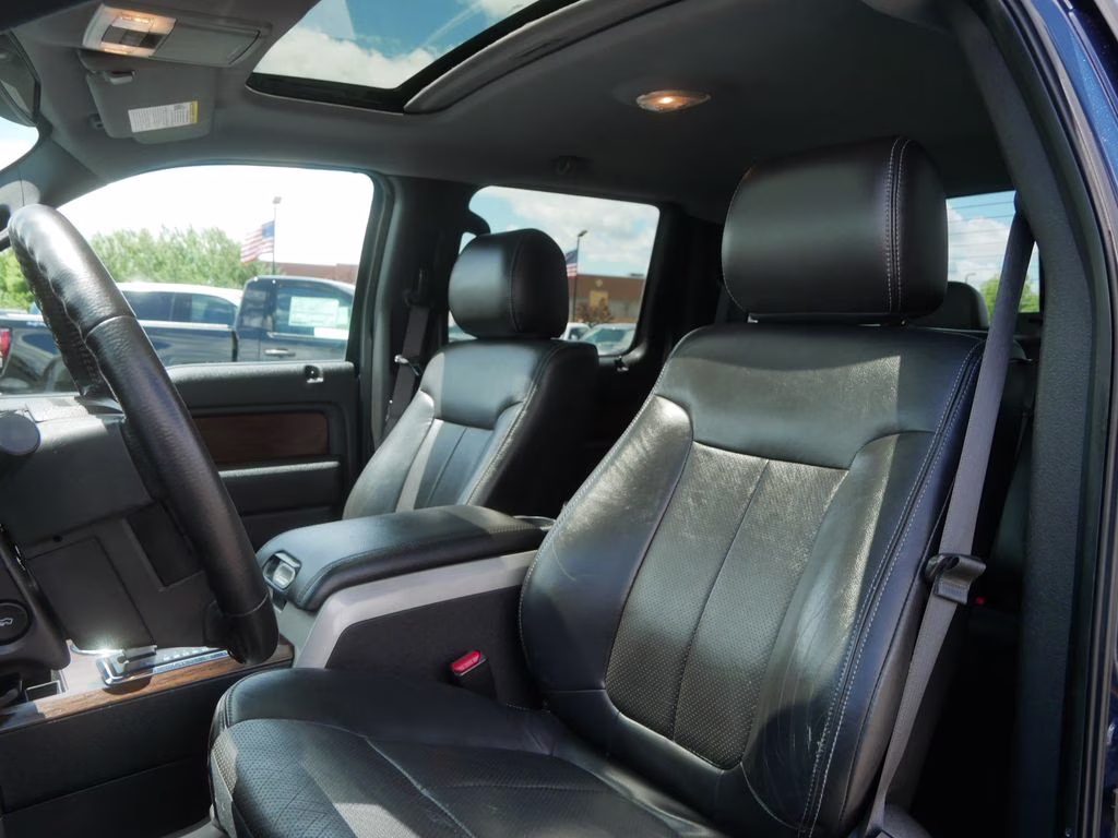2013 Blue Ford F-150 Lariat 4X4 Truck
