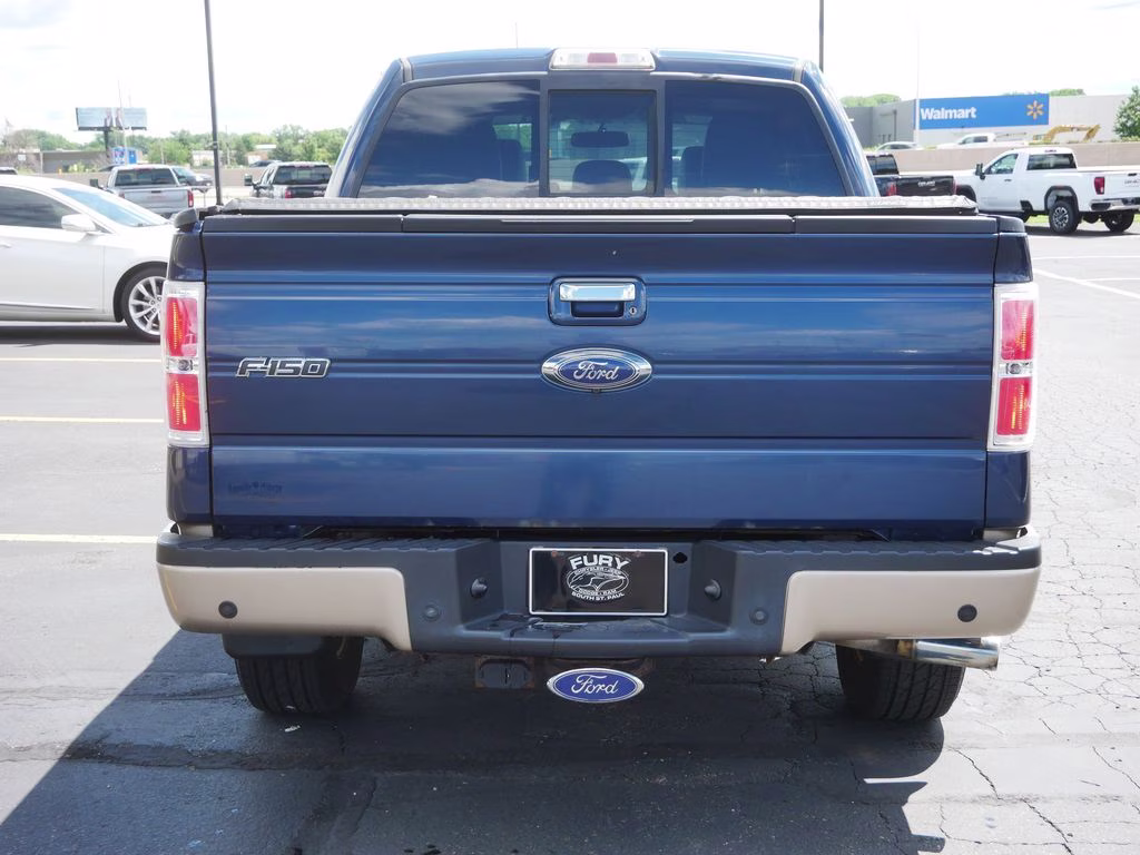 2013 Blue Ford F-150 Lariat 4X4 Truck