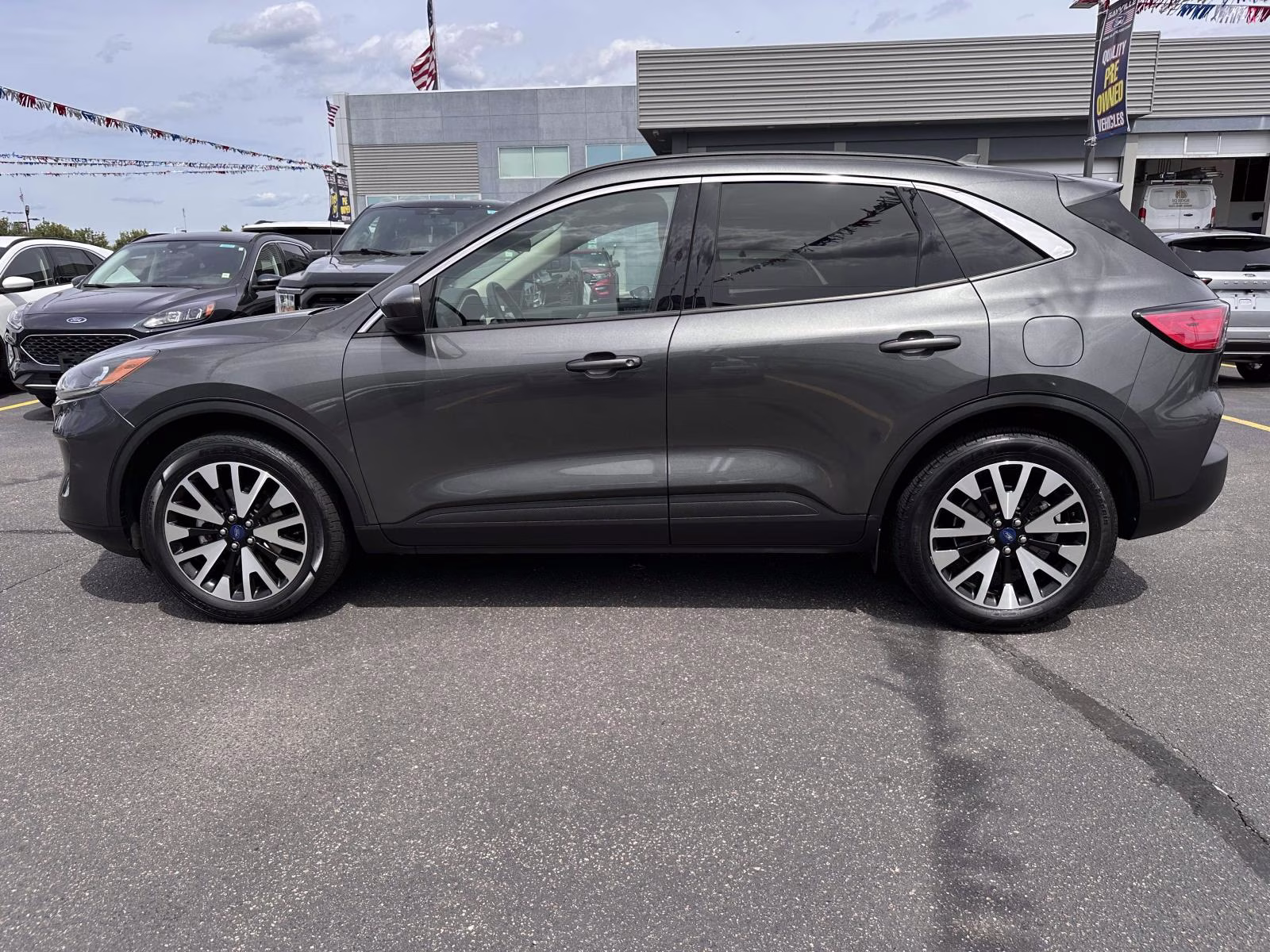 Used 2020 Ford Escape SEL with VIN 1FMCU9H91LUC64040 for sale in Sayville, NY