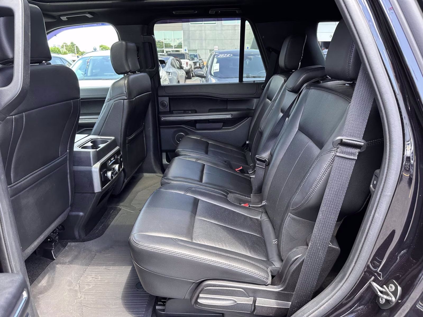 2019 Agate Black Metallic Ford Expedition XLT 4x4 4X4 SUV