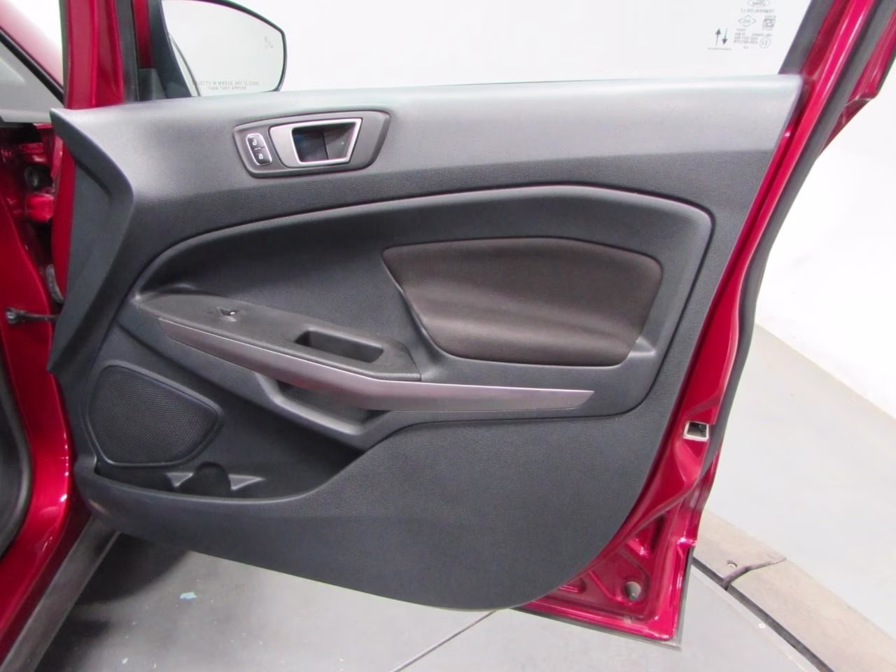 2020 Ruby Red Metallic Tinted Clearcoat Ford EcoSport SE FWD SUV