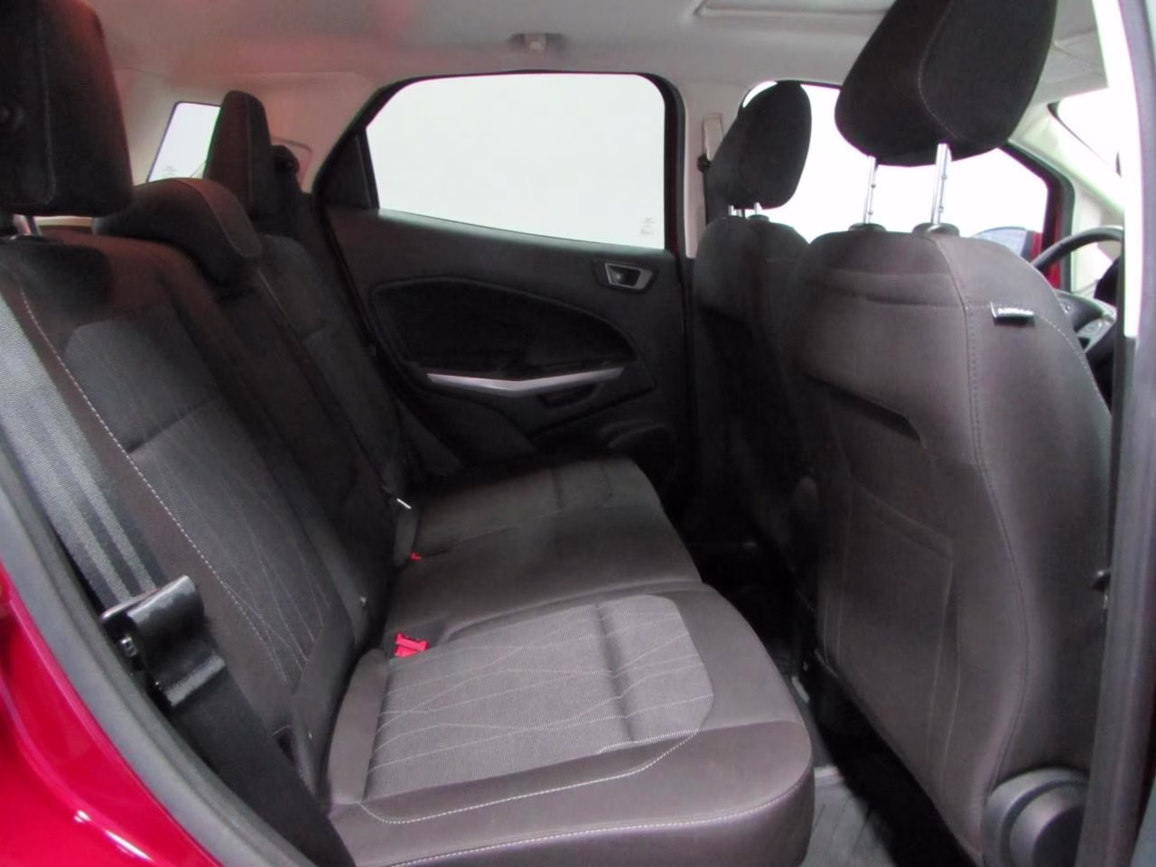 2020 Ruby Red Metallic Tinted Clearcoat Ford EcoSport SE FWD SUV
