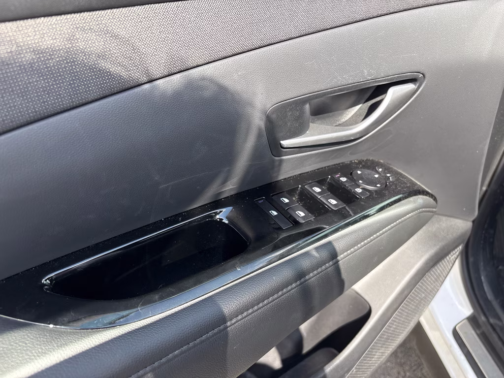 2025 Creamy White Pearl Hyundai Tucson Hybrid Limited AWD SUV