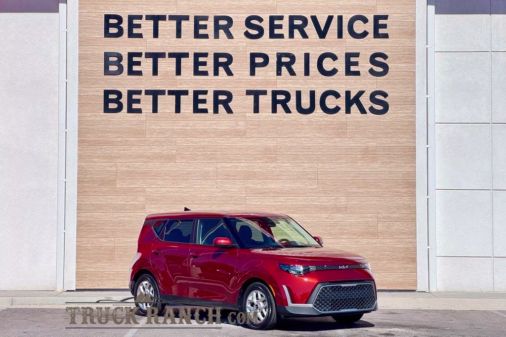 2023 Mars Orange Kia Soul LX FWD Hatchback
