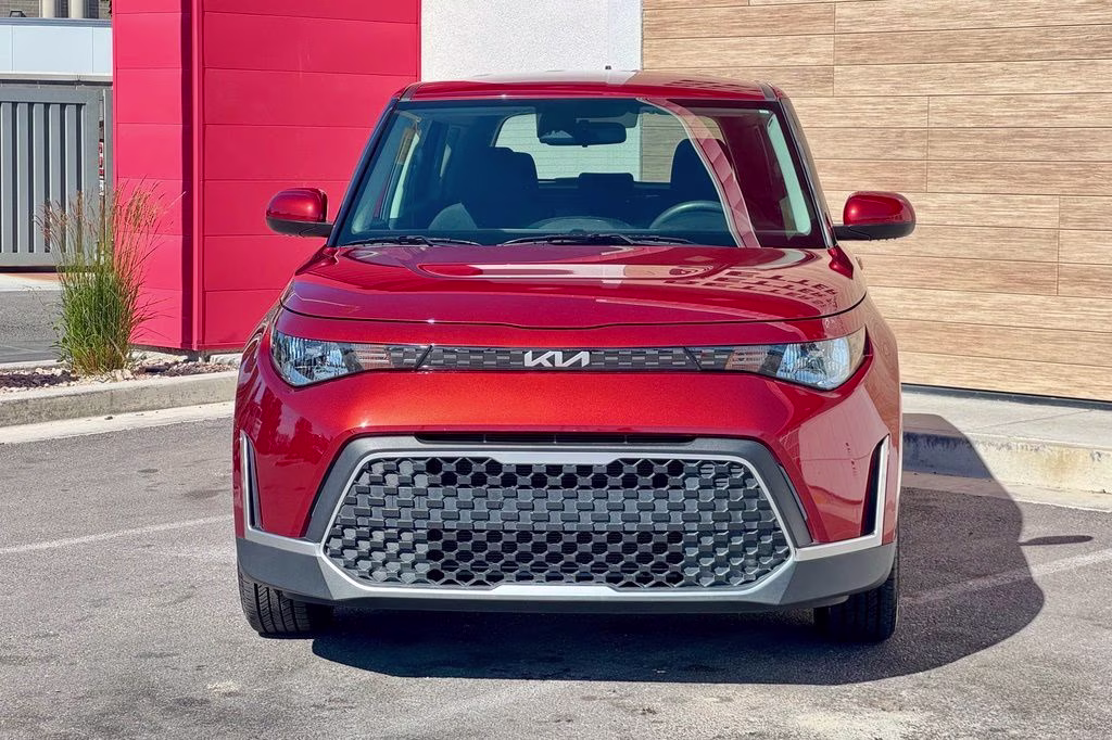 2023 Mars Orange Kia Soul LX FWD Hatchback