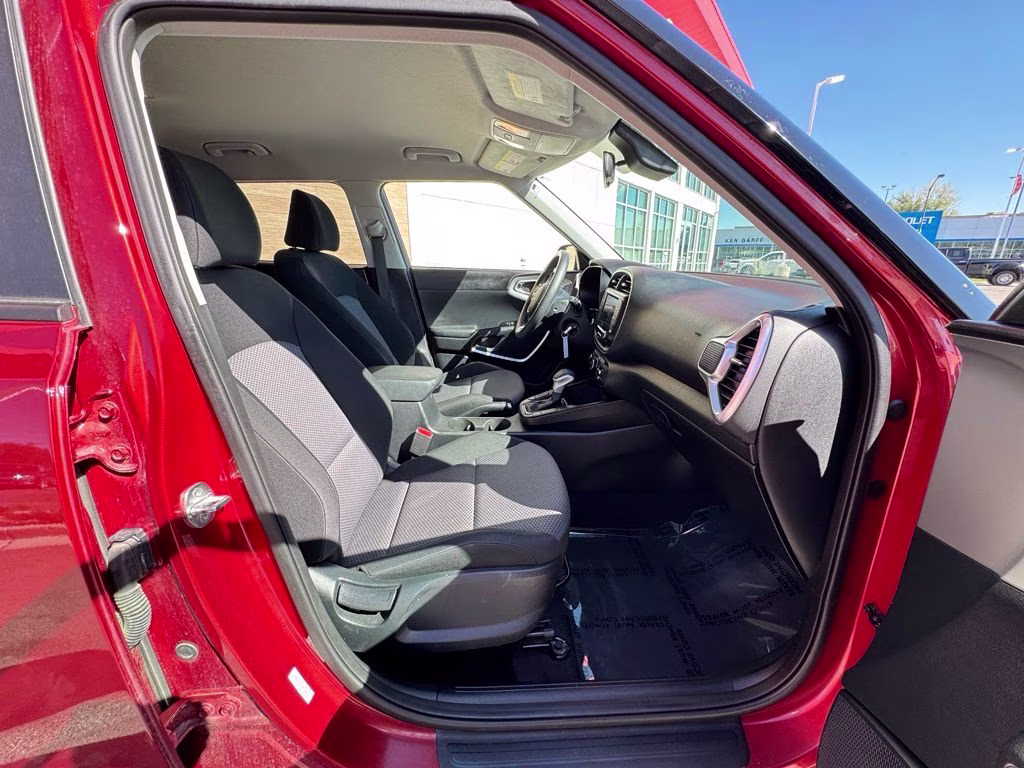 2023 Mars Orange Kia Soul LX FWD Hatchback