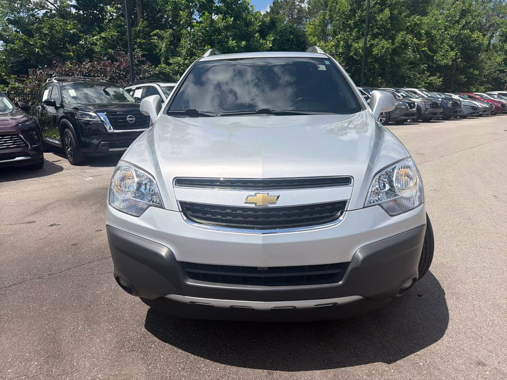 2012 Silver Ice Metallic Chevrolet Captiva Sport 2LS FWD SUV