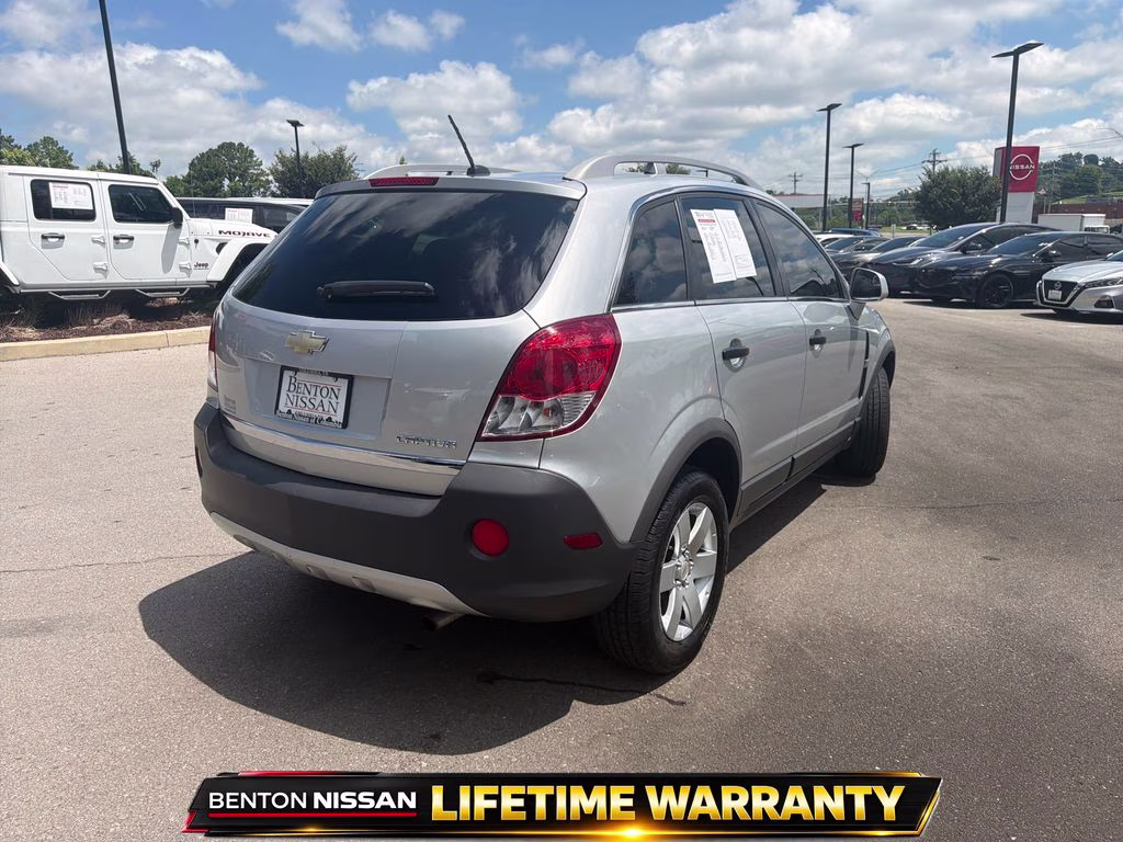2012 Silver Ice Metallic Chevrolet Captiva Sport 2LS FWD SUV