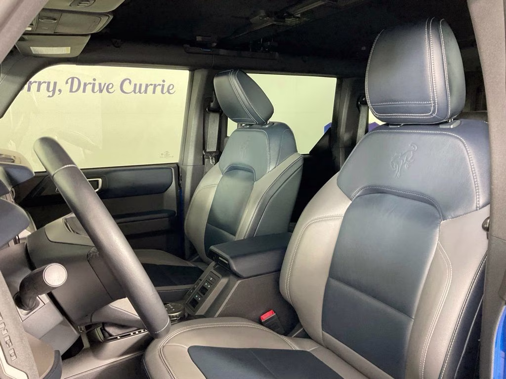 2022 Blue Metallic Ford Bronco Outer Banks 4X4 SUV