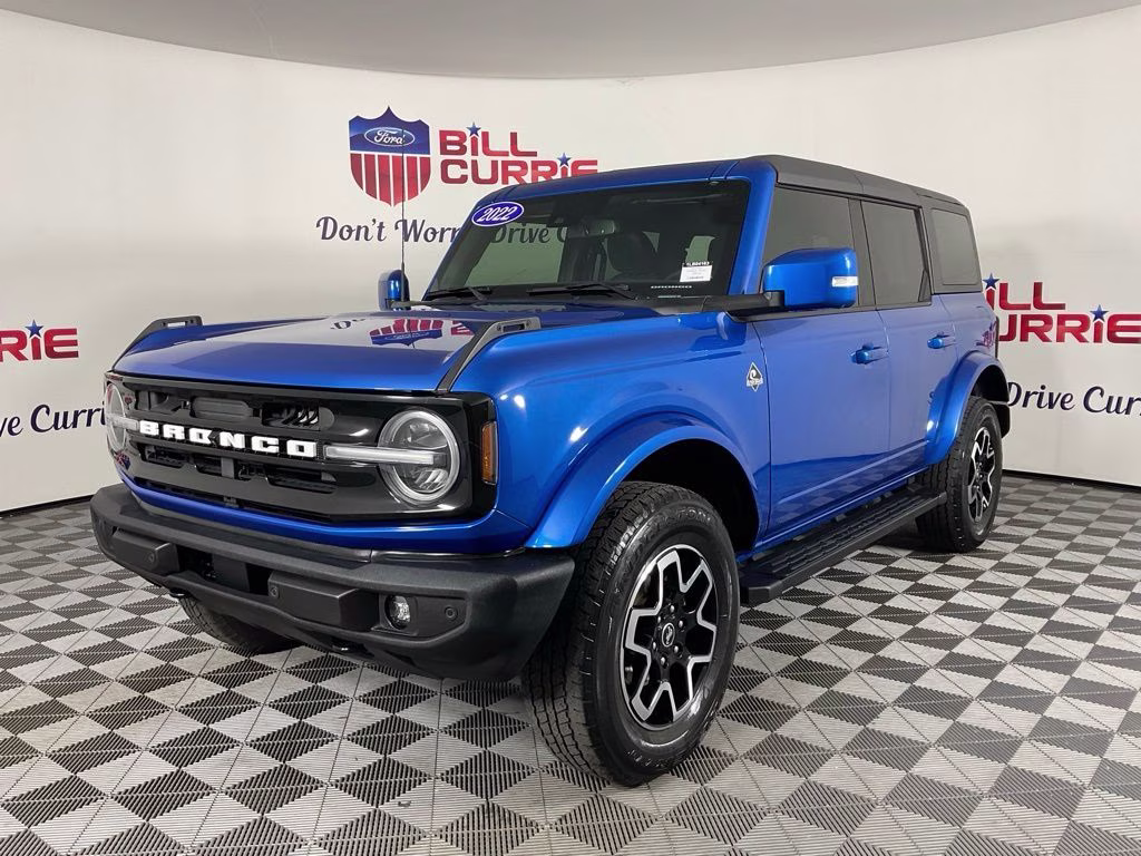 2022 Blue Metallic Ford Bronco Outer Banks 4X4 SUV