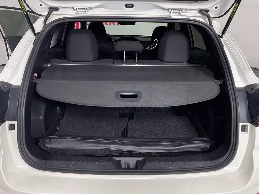 2025 Crystal White Pearl Subaru Impreza 2.5RS AWD Hatchback