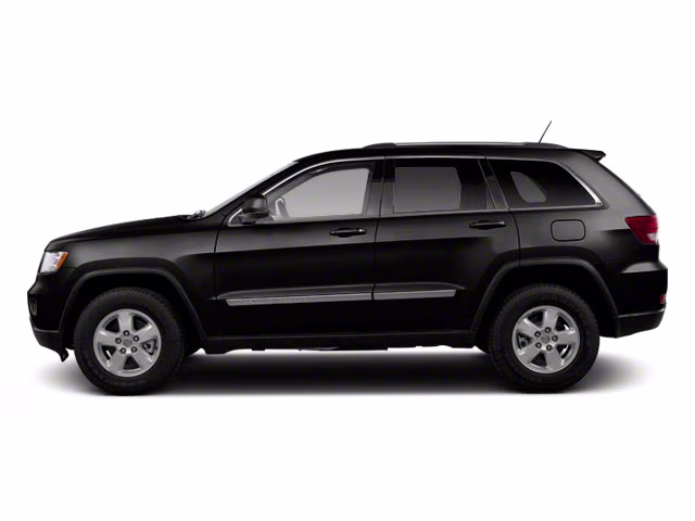 2013 Brilliant Black Crystal Pearl Jeep Grand Cherokee Laredo RWD SUV