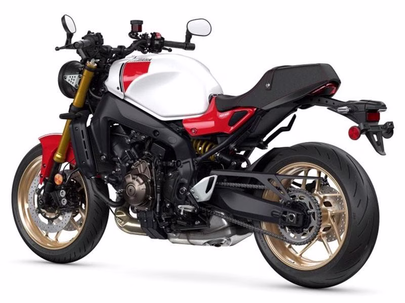 2024 Heritage White Yamaha XSR900 Motorcycle