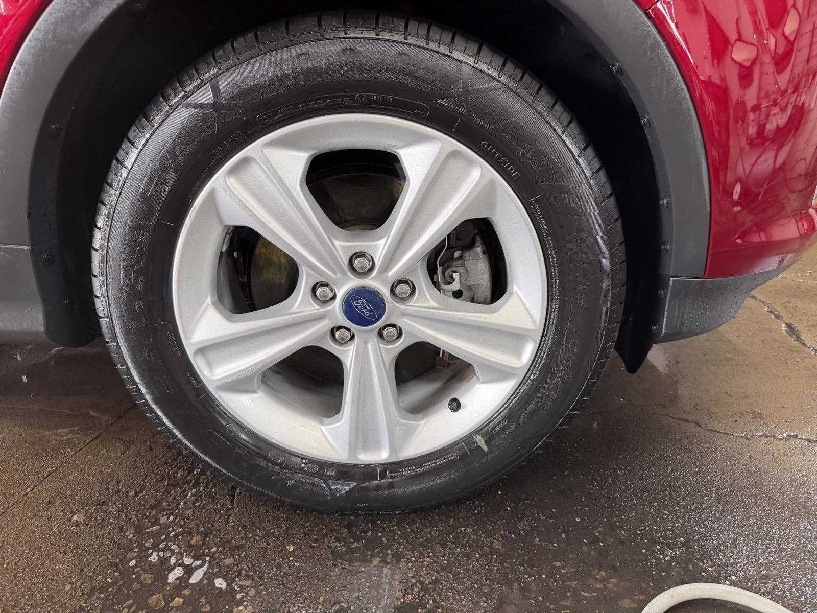 2015 Ruby Red Ford Escape SE 4X4 Crossover