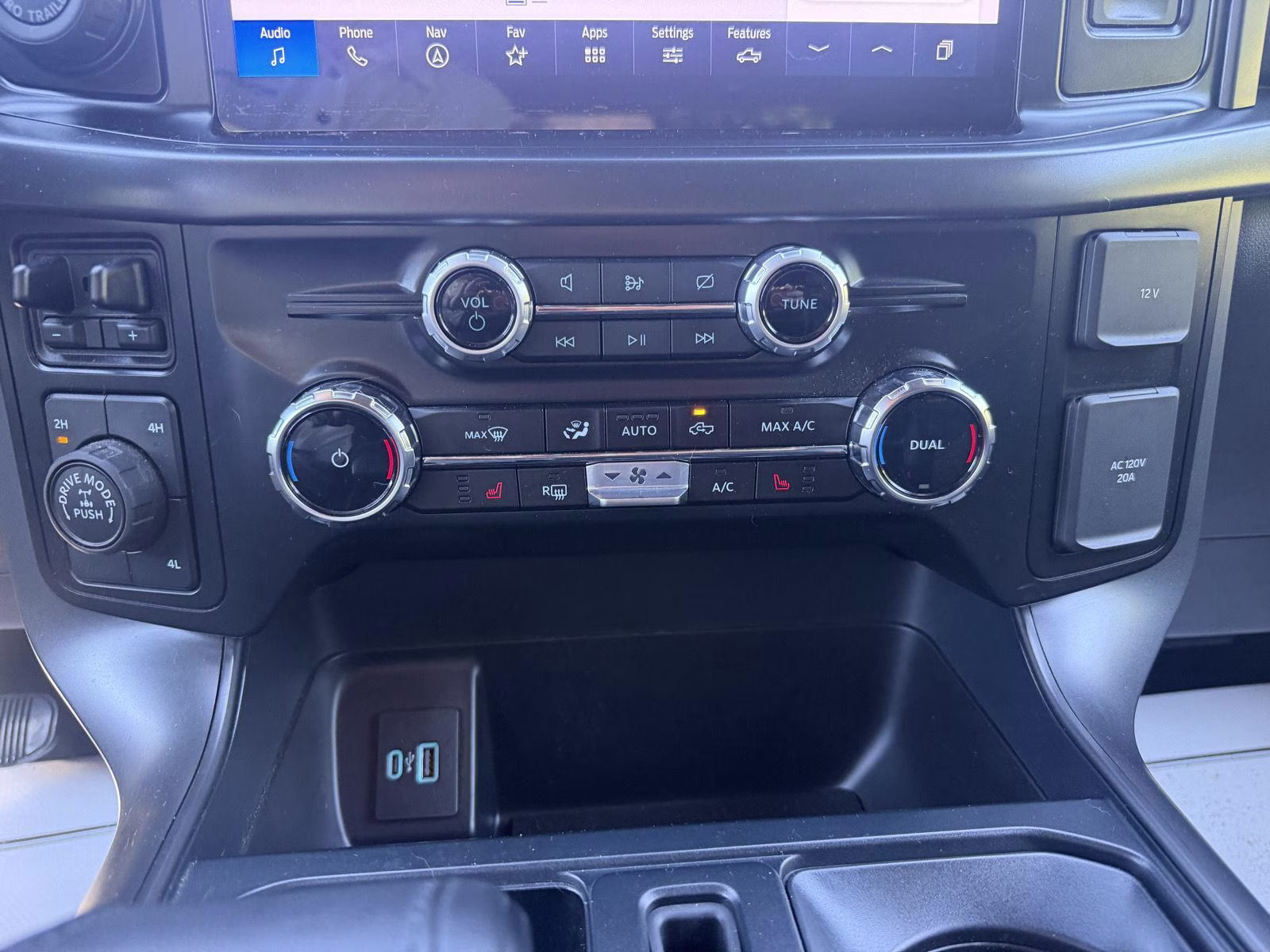 2024 Avalanche Gray Ford F-150 Tremor 4X4 Truck