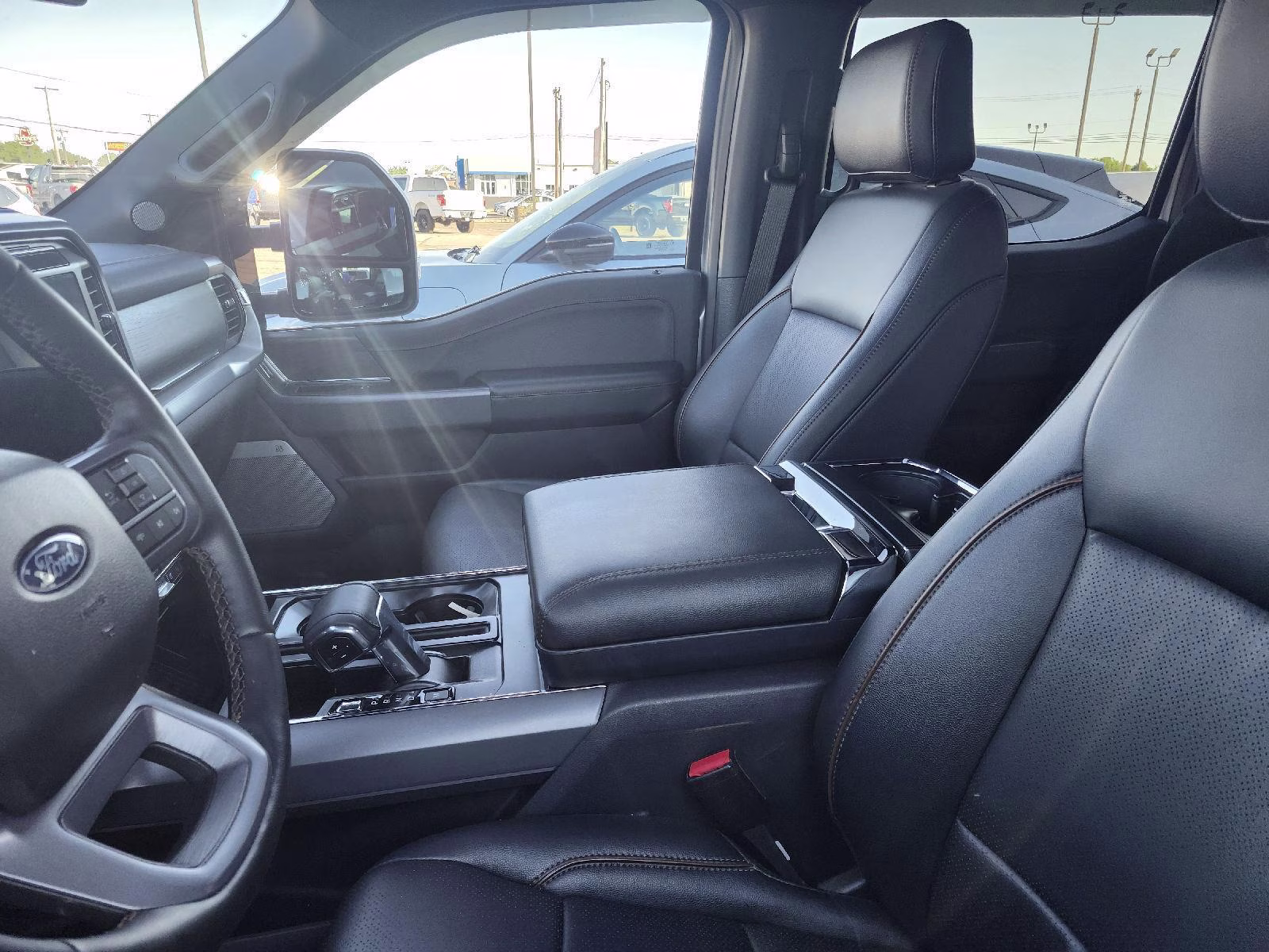 2025 Iconic Silver Ford F-150 LARIAT 4X4 Truck