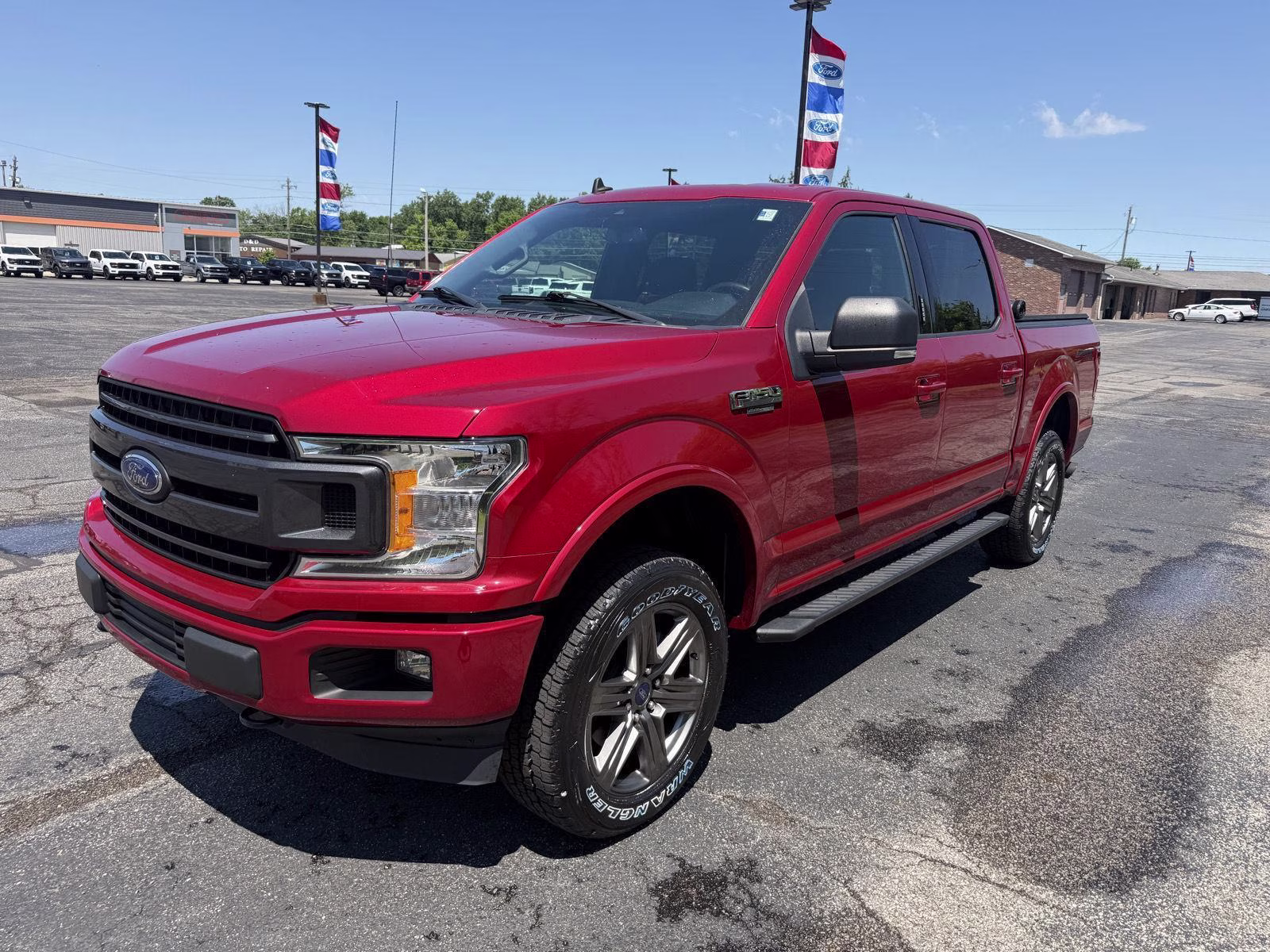 2020 Rapid Red Ford F150 SUPERCREW XLT 4X4 Truck