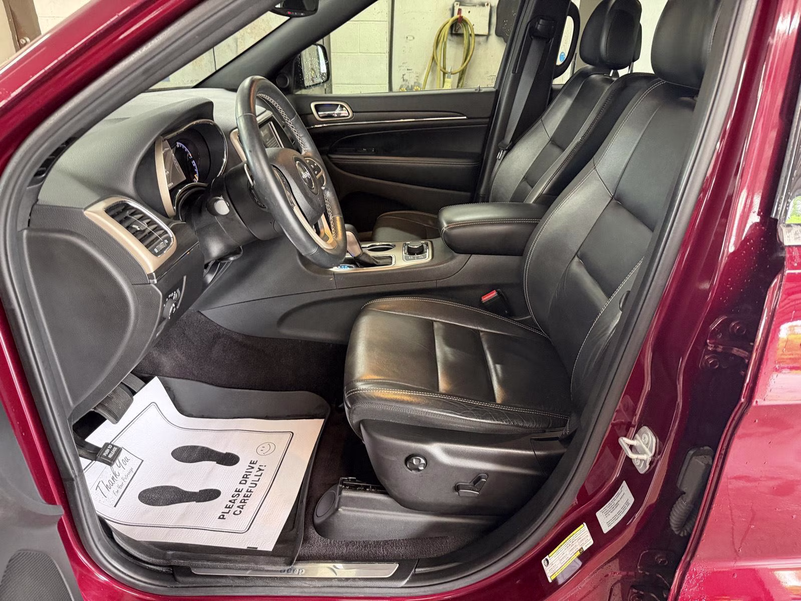 2017 Velvet Red Jeep Grand Cherokee Limited 4X4 Crossover