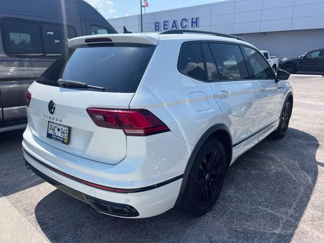 2022 White Volkswagen Tiguan 2.0T SE R-Line Black FWD SUV