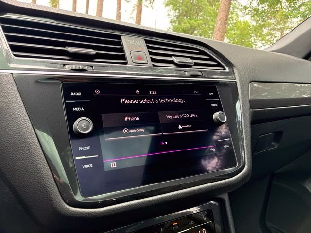 2022 White Volkswagen Tiguan 2.0T SE R-Line Black FWD SUV