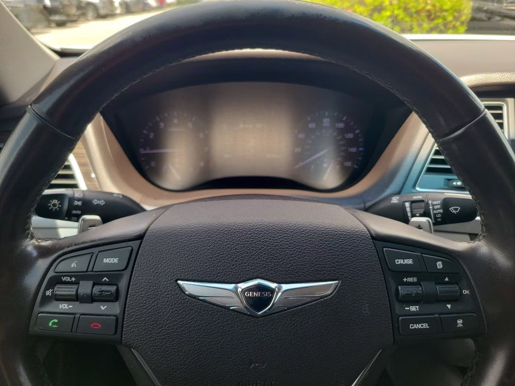 2018 Casablanca White Genesis G80 3.8L RWD Sedan