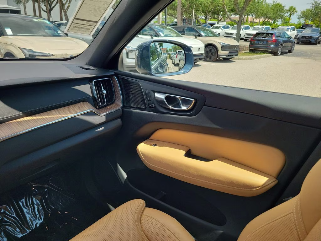 2023 Denim Blue Metallic Volvo XC60 Ultimate Bright Theme FWD SUV