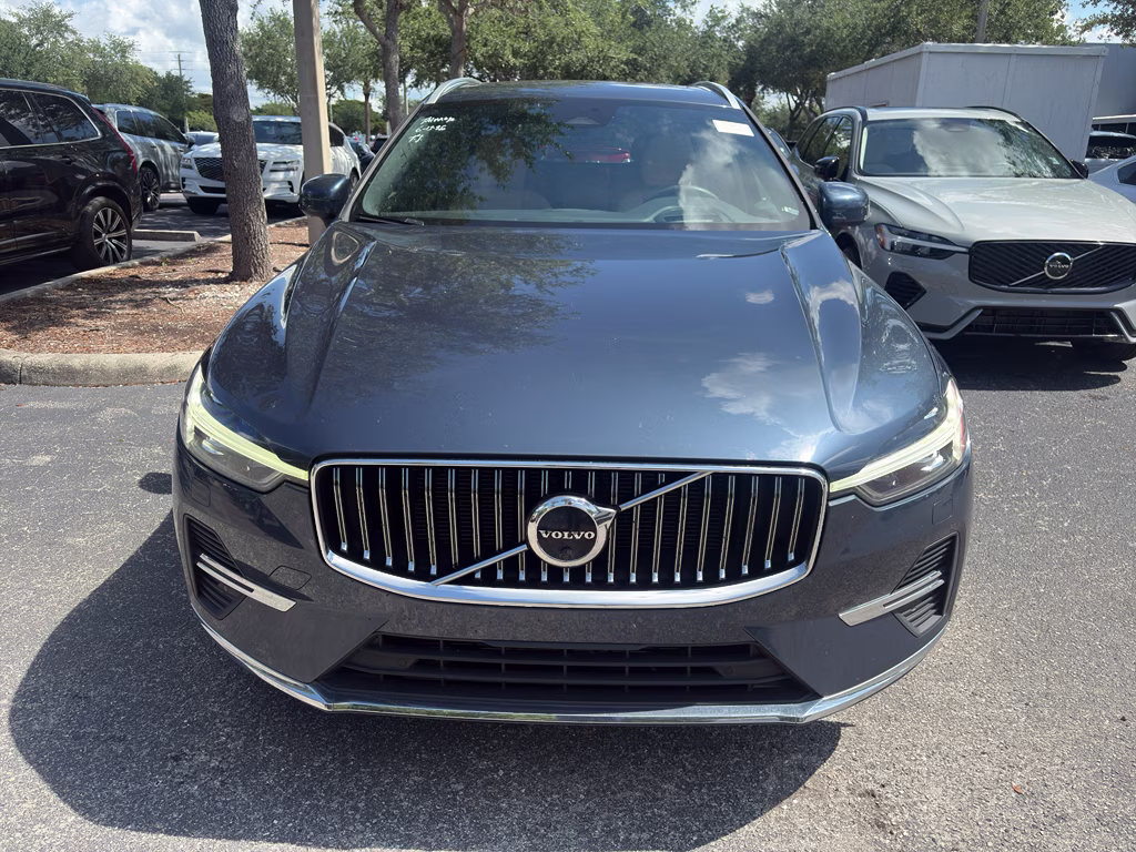 2023 Denim Blue Metallic Volvo XC60 Ultimate Bright Theme FWD SUV